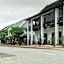 The View Pavilion Hotel