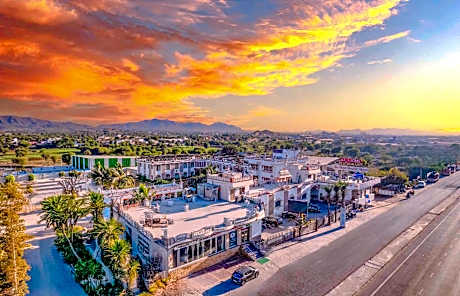 The Royal Paradise Resort & Salt Yard