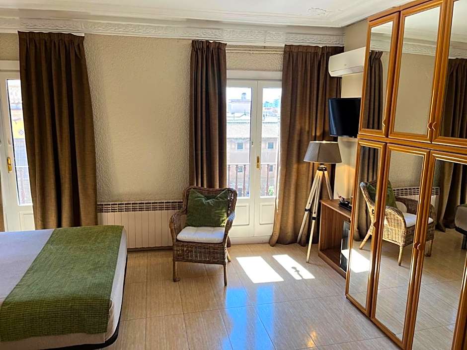 Aneto Hotel