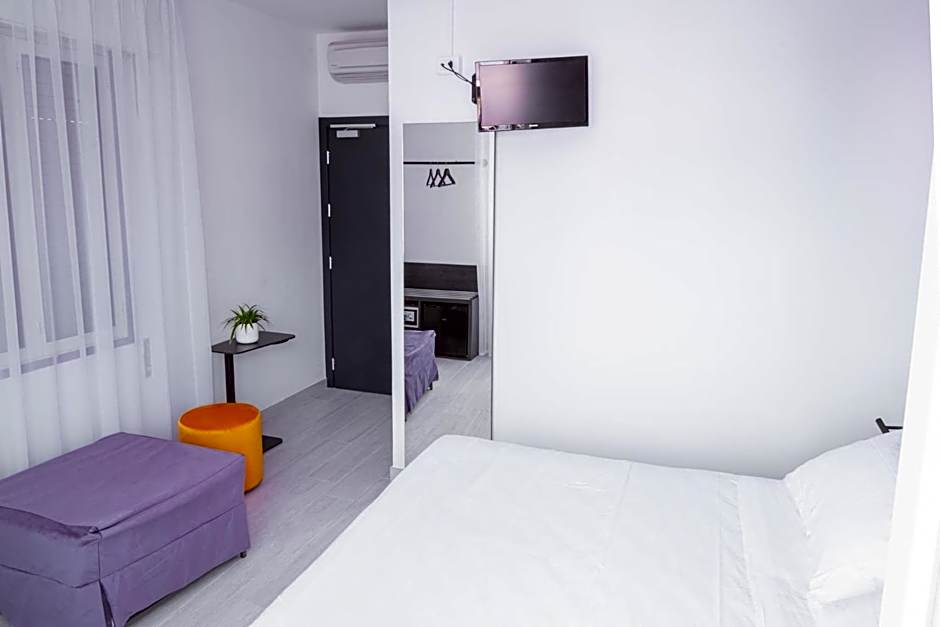 Lilium Maris Hotel