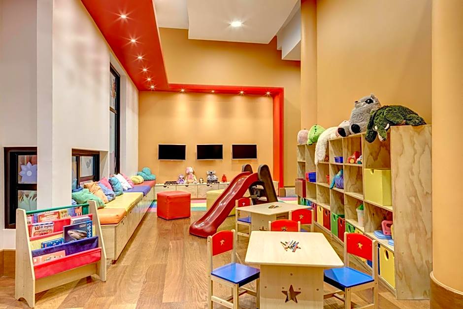 Sheraton Miramar Hotel & Convention Center