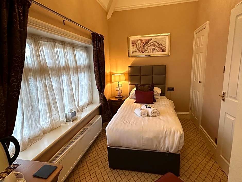 Chester Court Hotel