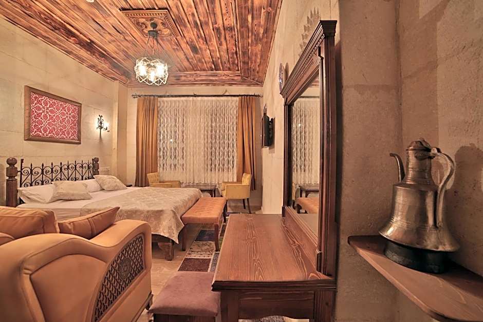 Caravanserai Inn Hotel