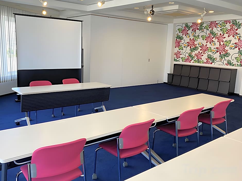 Toyoko Inn Okinawa Naha Asahi-basi Ekimae