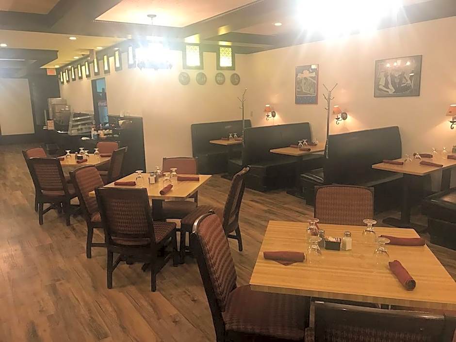 Albert Lea Inn and Suites