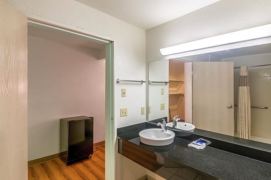 Motel 6-Oklahoma City, OK