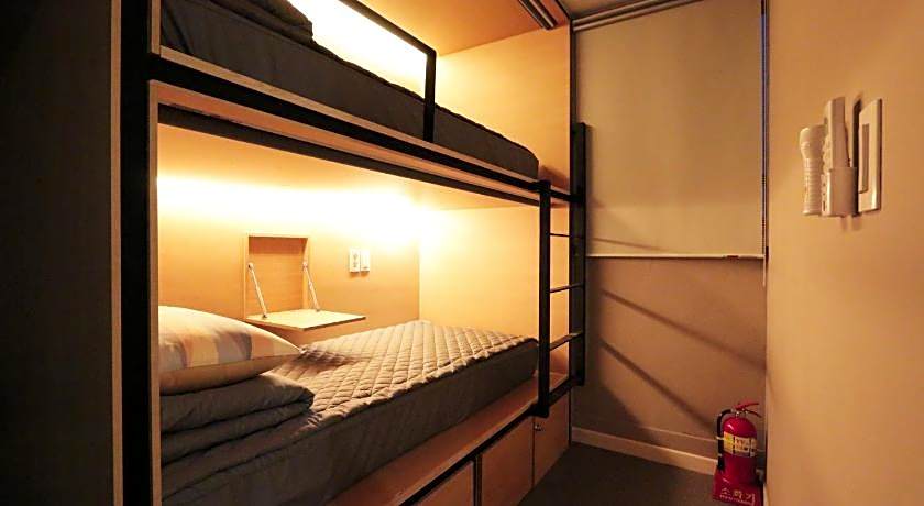 Blueboat Hostel Gyeongju