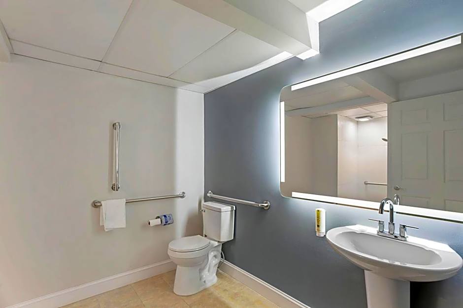 Quality Inn Lancaster