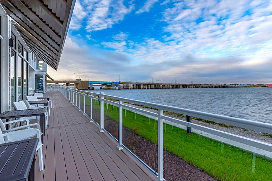 Cambria Hotel Ocean City - Bayfront