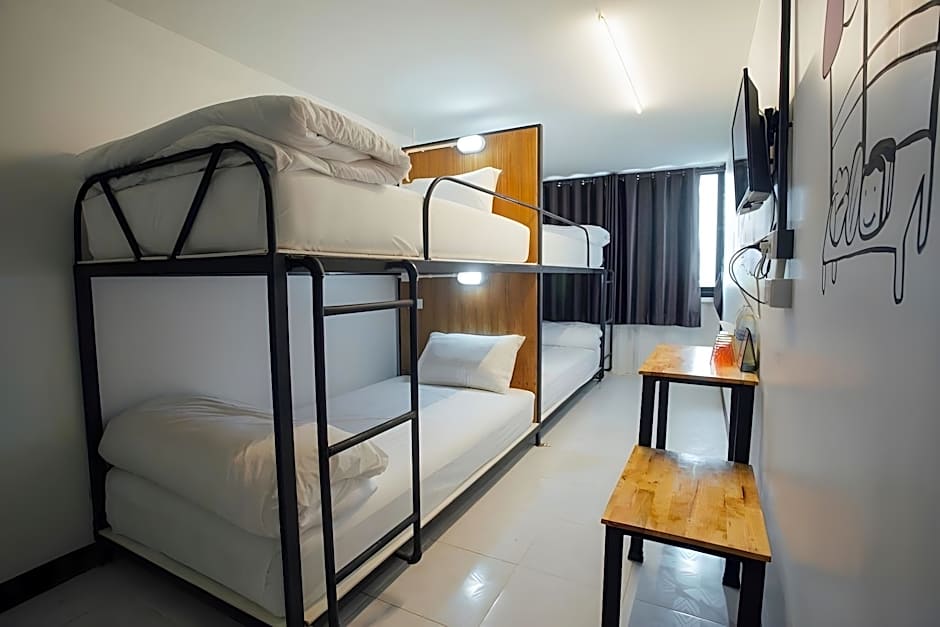 QBix Hotel