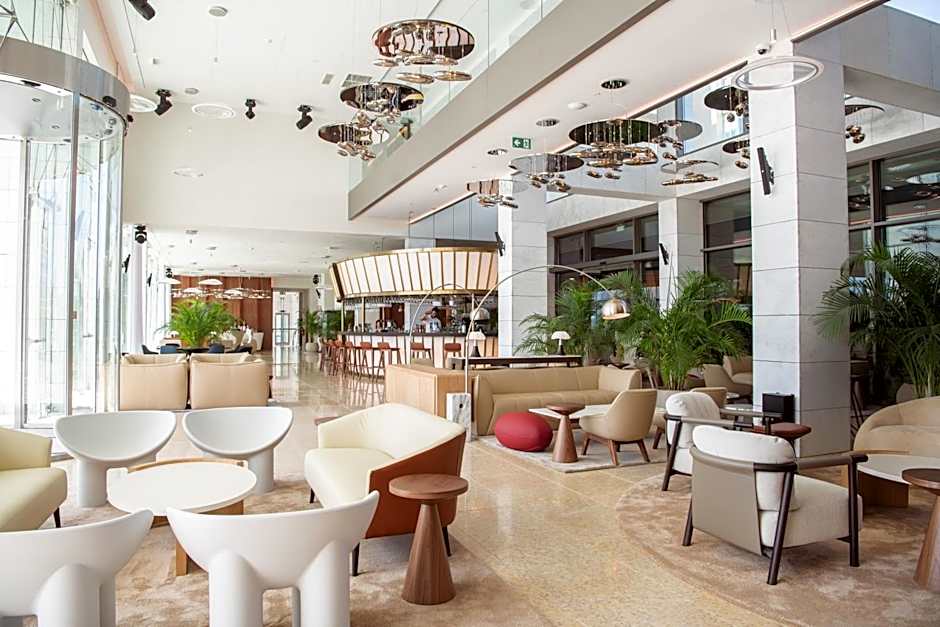 EVOLUTION Cascais-Estoril Hotel