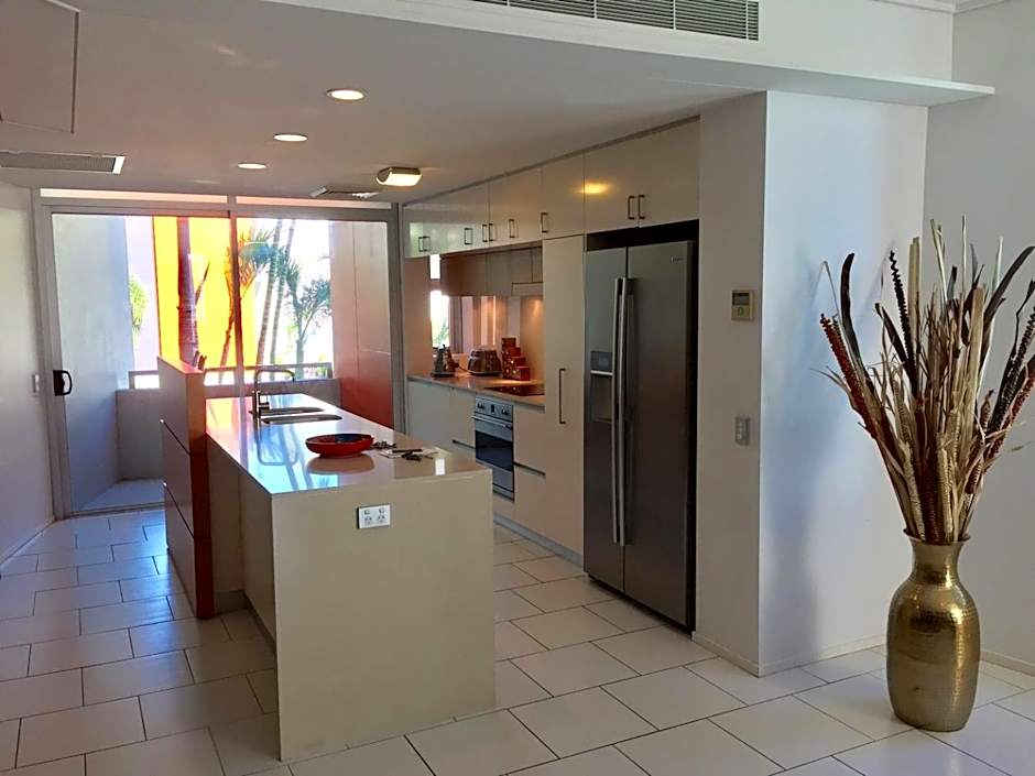 Peninsula Airlie Beach