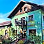 Zajazd Karłów Restauracja & Pokoje Gościnne