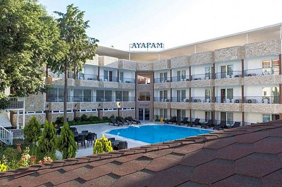 Ayapam Hotel