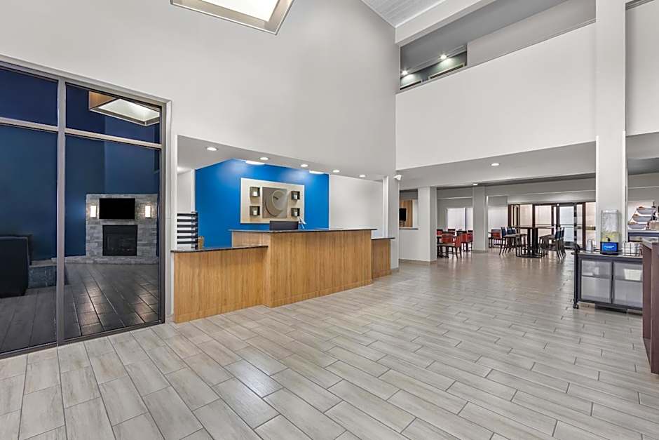 Comfort Suites London South