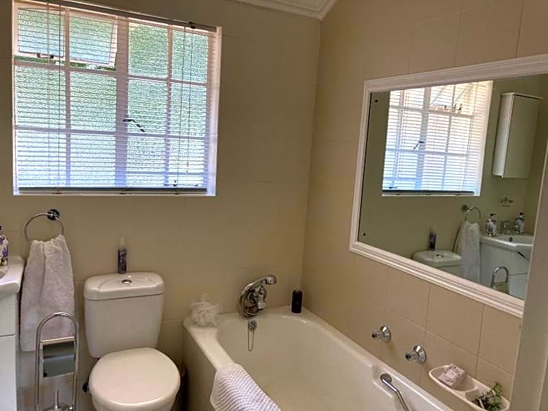 Tiree B&B – Bryanston, MD