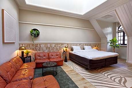 Botanical Suite