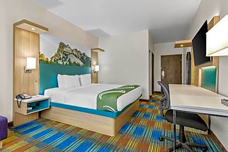 King Room - Accessible/Non-Smoking