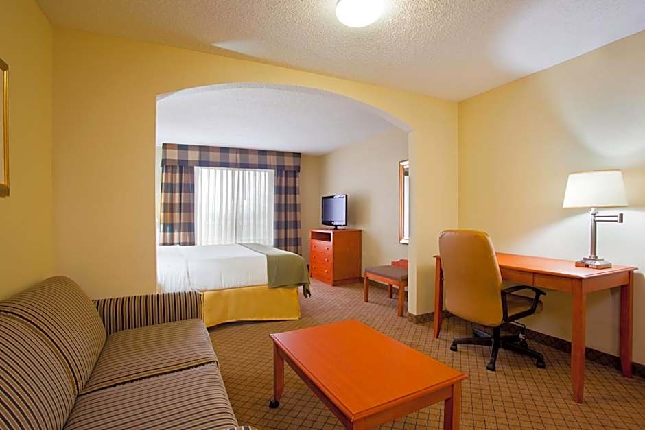 Holiday Inn Express Hotel & Suites Goshen By IHG