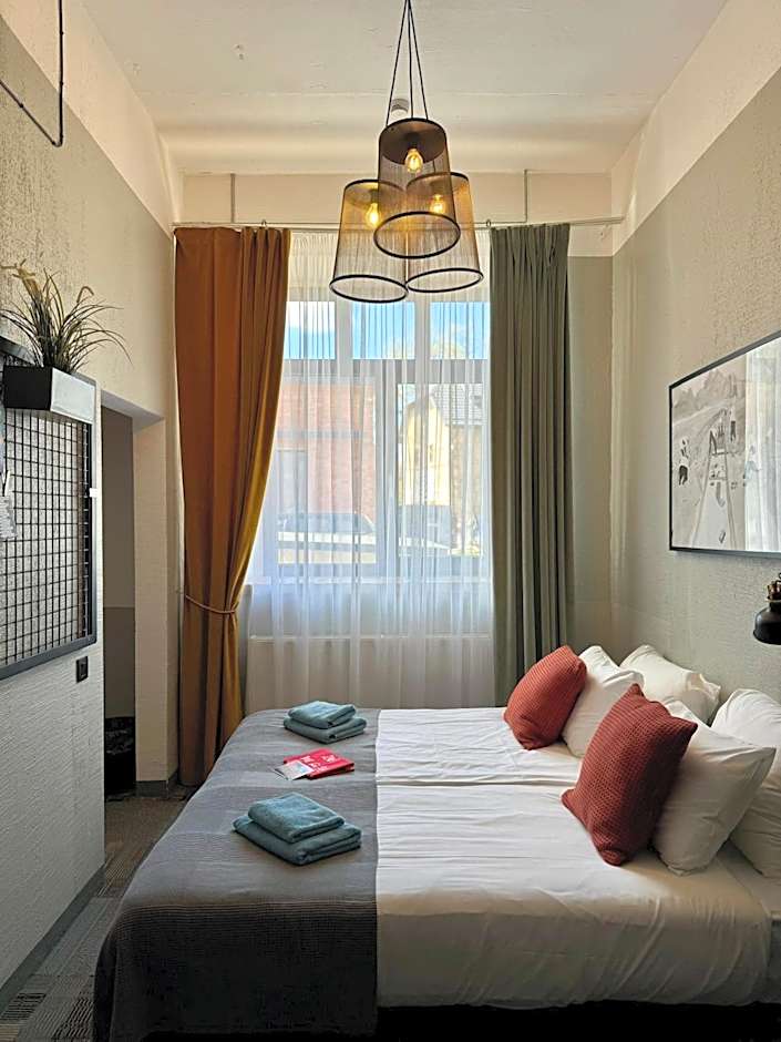 Zeit Hotel