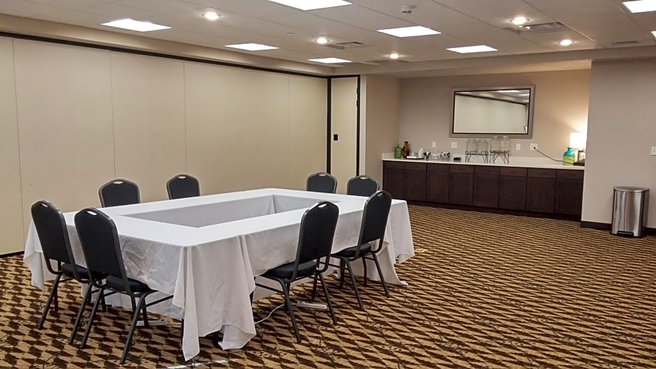 Holiday Inn Express & Suites Denver West - Golden By IHG