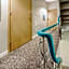 Six Suites, Old Town