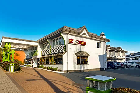 SureStay Hotel by Best Western North Vancouver Capilano