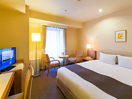 Double Room with Small Double Bed - Non-Smoking