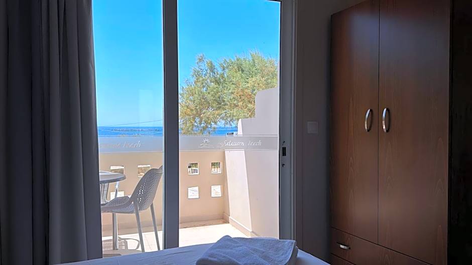 Falassarna Beach studios&apartments