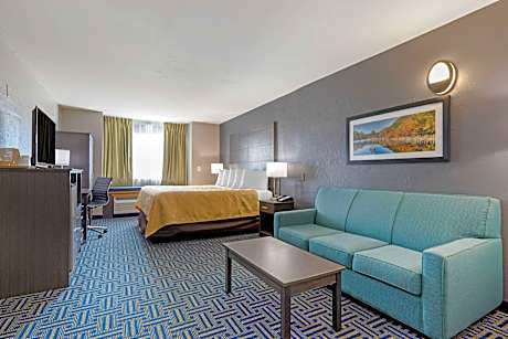 1 King Bed, Smoking