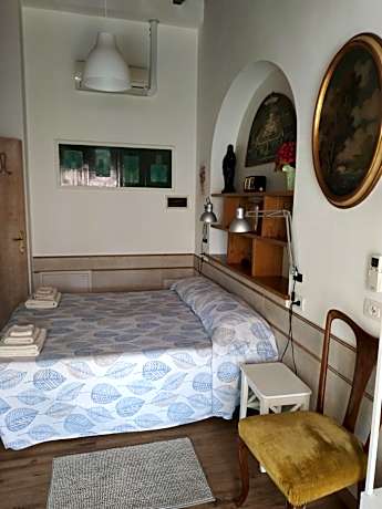 Double or Twin Room with Private External Bathroom