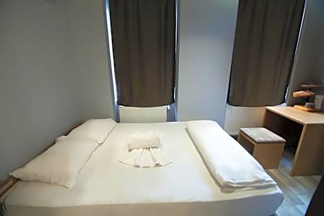 Double Room with Bathroom