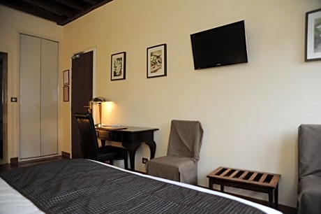 Quadruple Room with Shower