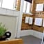 Kennedy Drive Boutique Motel & Nursery- Close To City Centre & Airport