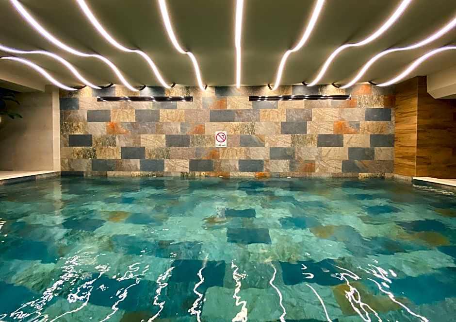 Almira Hotel Thermal Spa & Convention Center