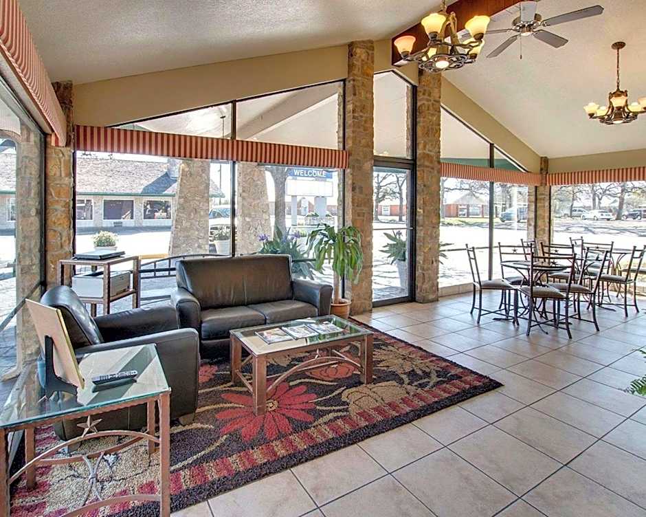 Days Inn By Wyndham Gatesville