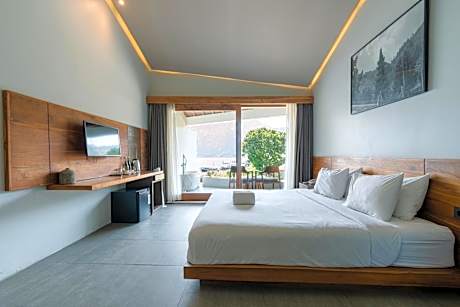 Deluxe Double or Twin Room with Garden View