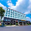 Van Phat Riverside Hotel