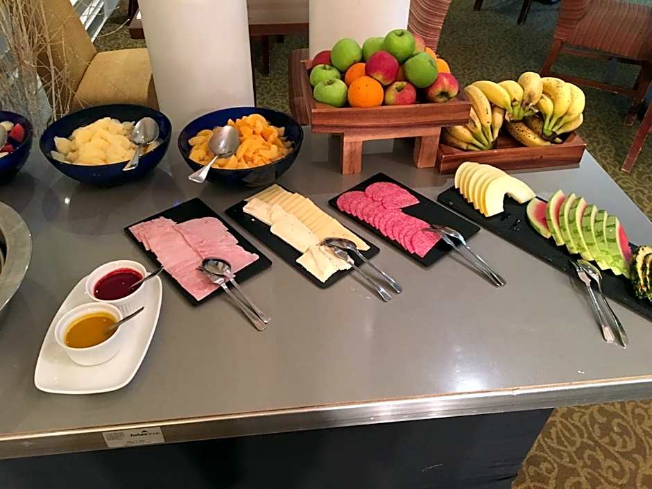 Winchester Wessex Hotel by Sunday