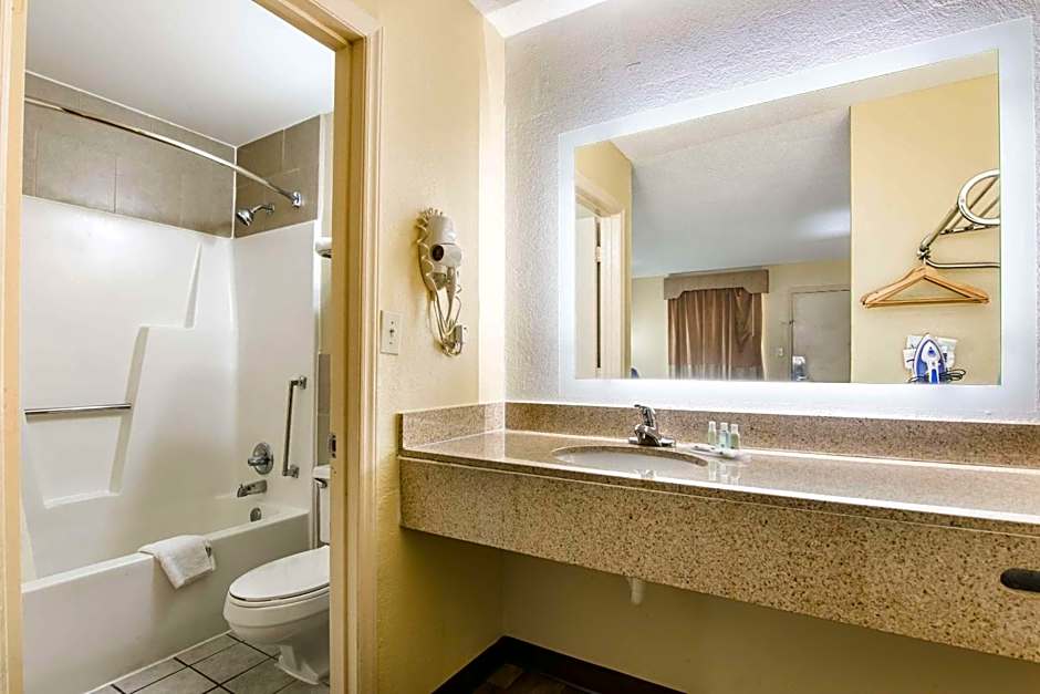 Quality Inn - Kings Mountain