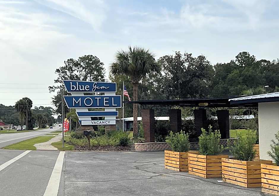 BlueGem Motel