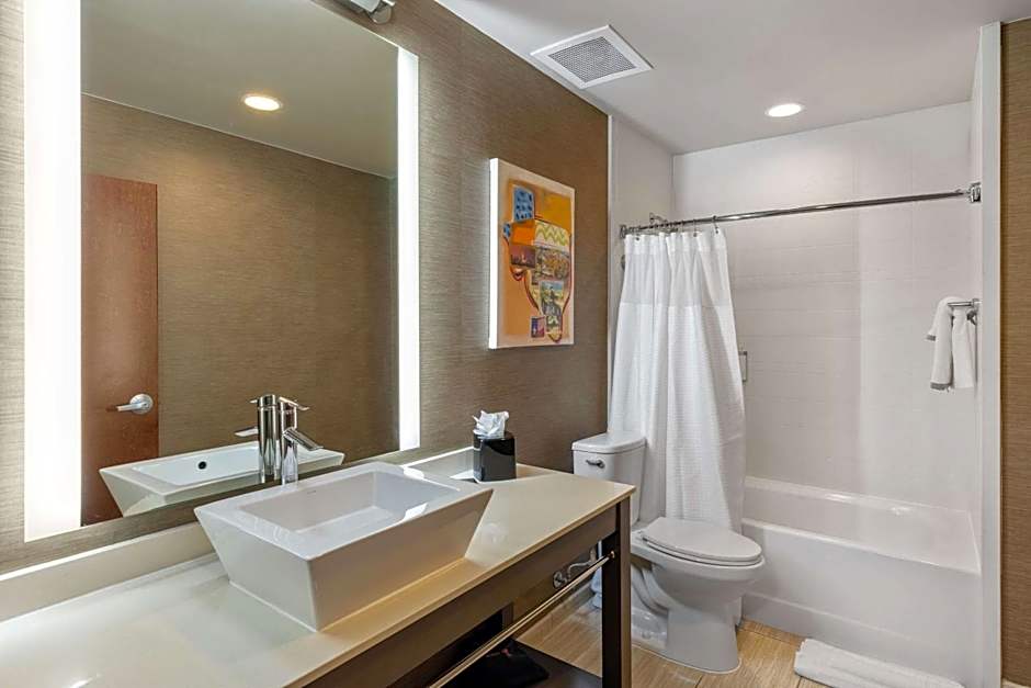 Cambria Hotel Plano Frisco