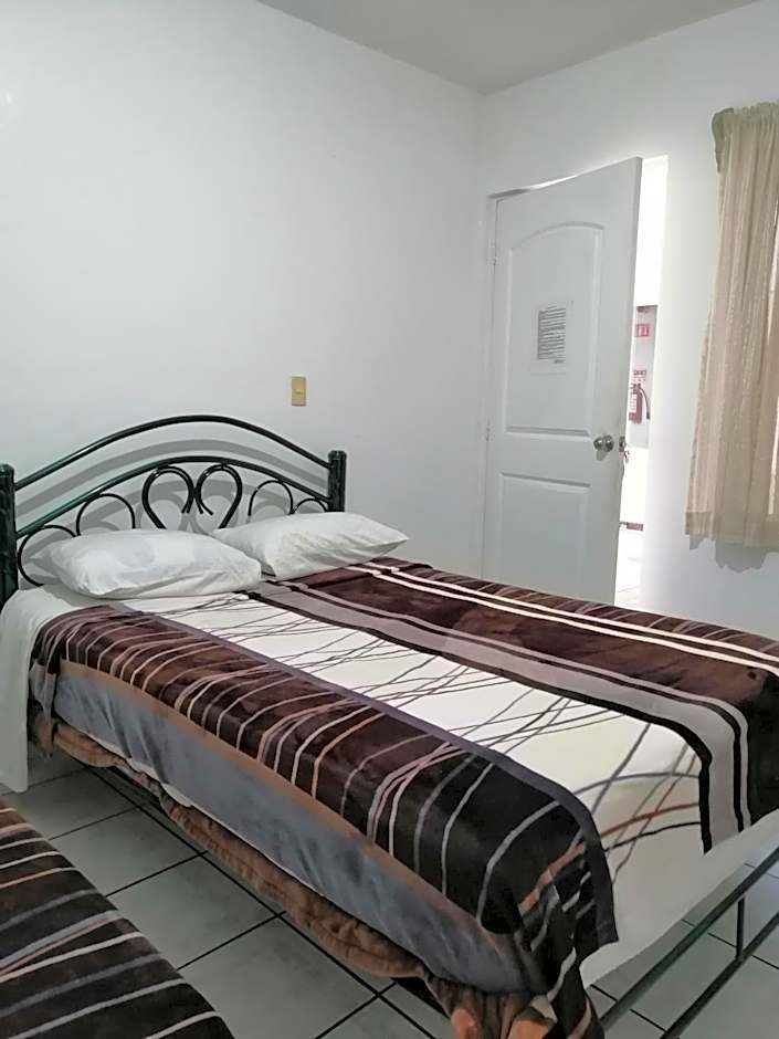 Hostal Maple