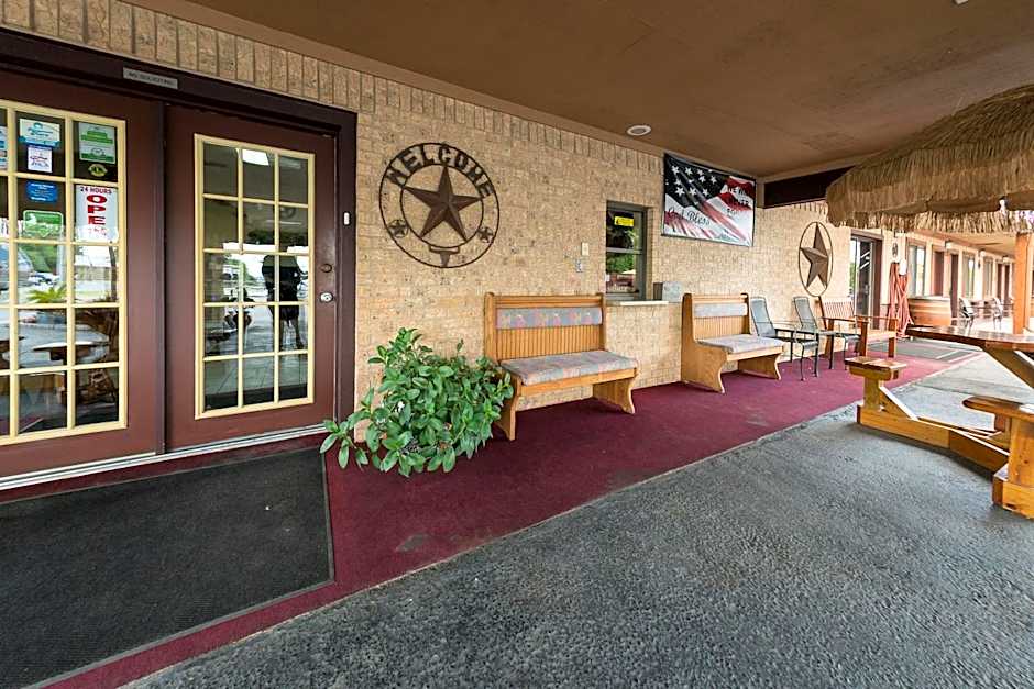Americas Best Value Inn The Legends Inn