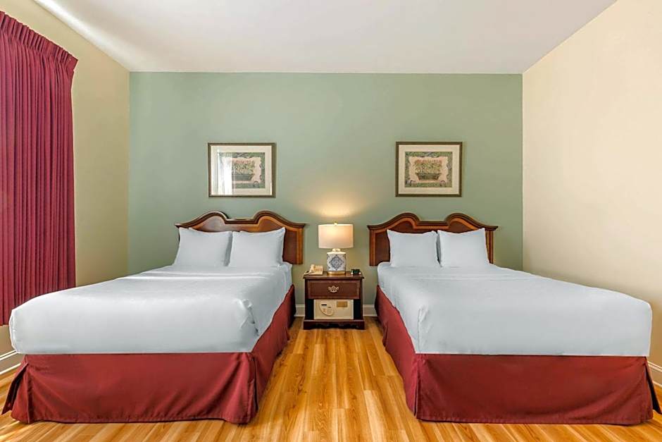 The Carriage House Inn Newport