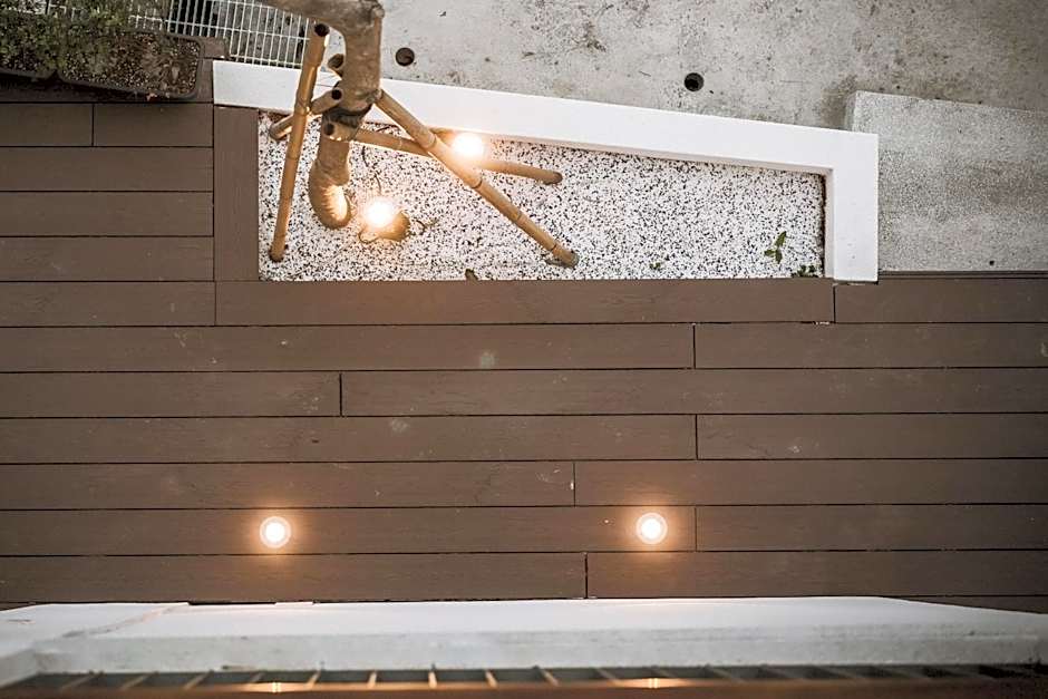 Tiin Tinn - Rivershore B&B