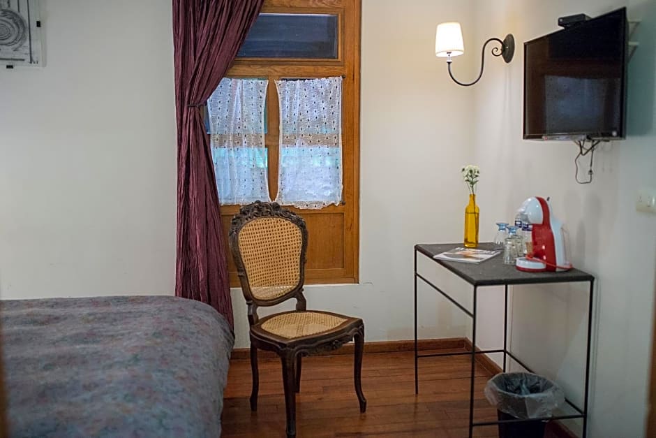 Gertrudis Hotel