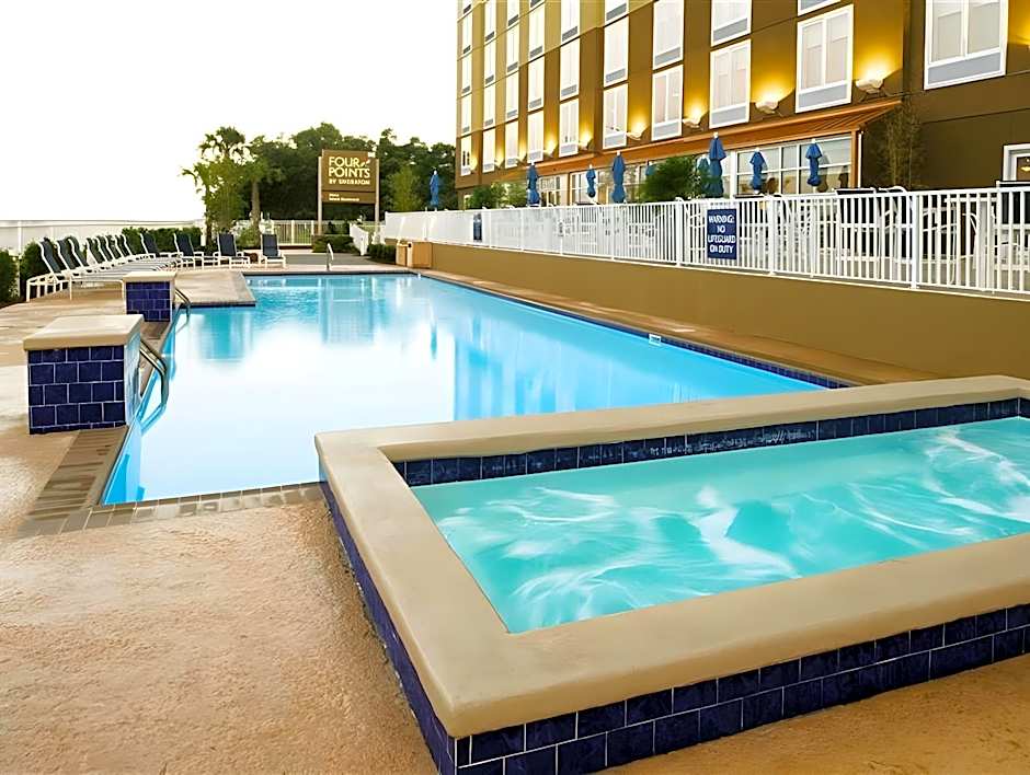 DoubleTree by Hilton Hotel Biloxi