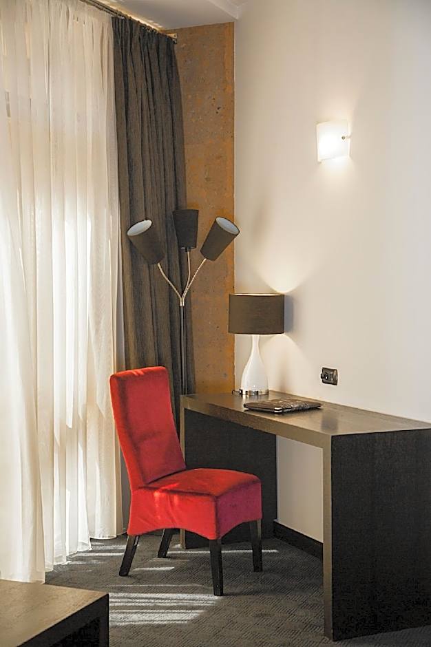 North Avenue Hotel