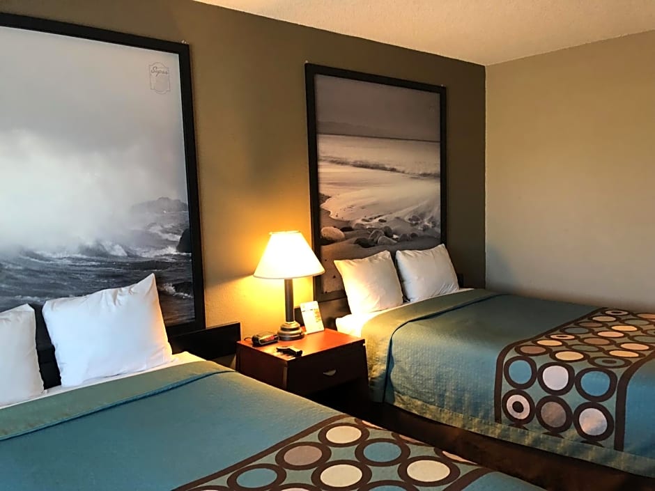 Super 8 by Wyndham Sacramento North